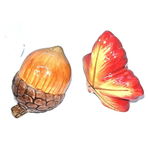 Acorn & Leaf Salt & Pepper Shaker Set - Picture 1 of 12